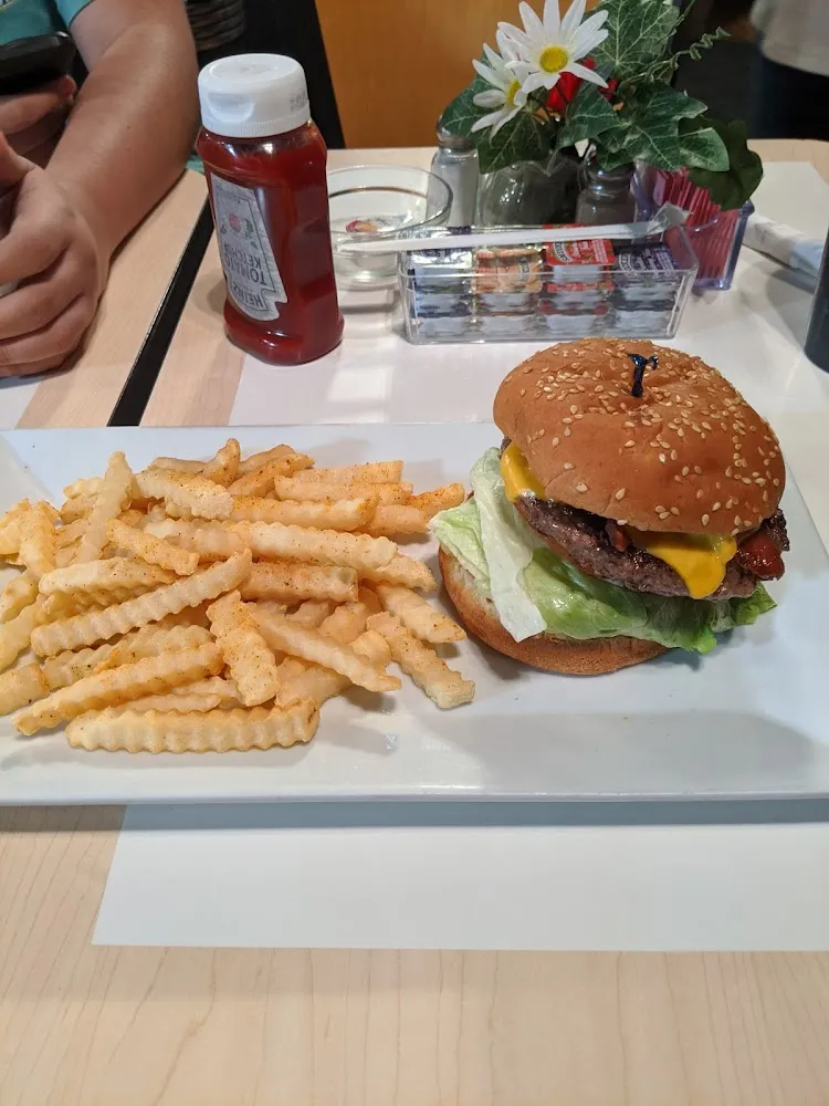 Avocado Cheeseburger